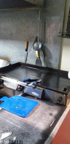Imagem 4 de 12 de Trailer Food Truck