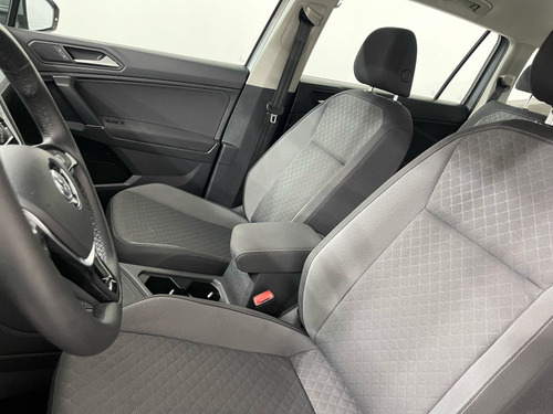 Volkswagen Tiguan TRENDLINE PLUS TSI DSG L4 150 HP