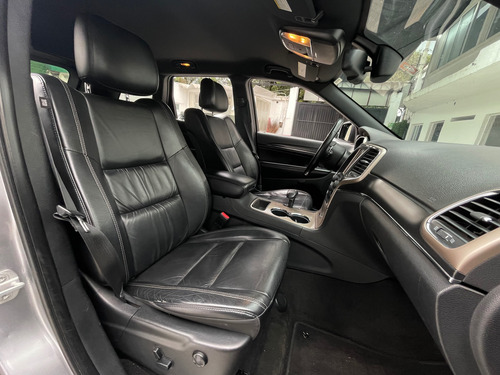 Jeep Grand Cherokee 3.6 Limited Lujo V6 4x2 At