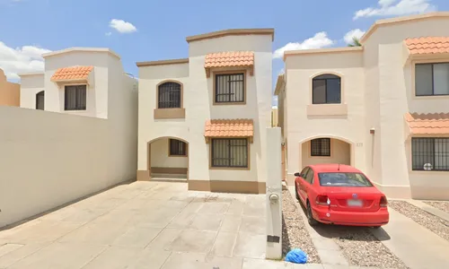 Venta De Casa En Colonia Real Del Sol, En Ciudad Obregon, Sonora Frsrb