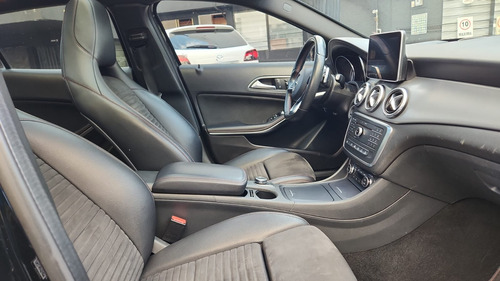 Mercedes-Benz Clase GLA 2.0 250 Cgi Sport Con Techo At