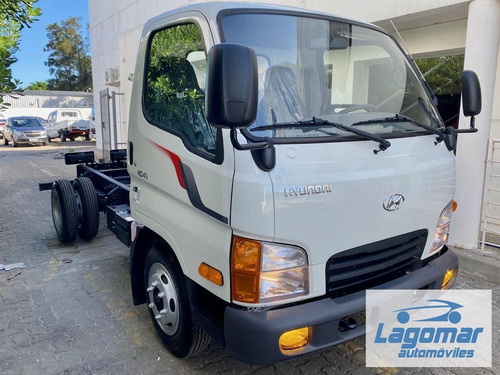 Imagen 3 de 13 de Hyundai Hd45 C/aire 2.6 2022 0km - Lagomar Automóviles