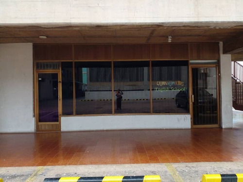 Imagen 2 de 13 de En Venta/alquiler Local Comercial Ubicado En El Centro Comercial 5 De Julio Ve03-583pj-csol