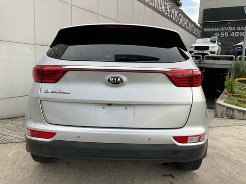 Imagen 10 de 15 de Kia Sportage 2017 5p Lx L4/2.0 Aut