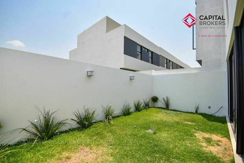 Casa En Venta, Nueva En Solares Con Roofgarden