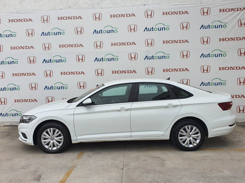 Imagen 7 de 15 de Volkswagen Jetta Trendline T/a 2019