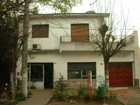 Local Con Vivienda En Venta Cond En Moron Sur