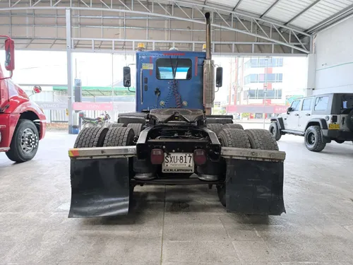 Freightliner Cl 120 2012 Azul
