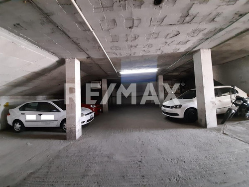 Edificio En Venta En Niños Héroes Querétaro