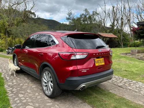 Ford Escape Titanium 2.5 Hibrida Hev 4x4 2022