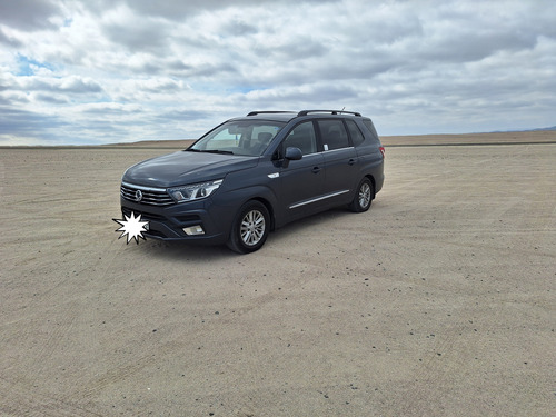 SsangYong Stavic Mt 4x2