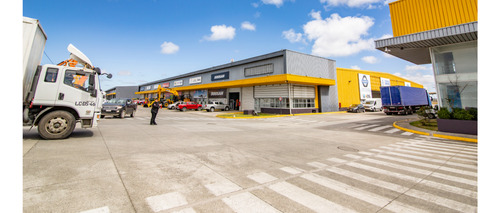 Arriendo Bodega 428m2-con Oficina-altura 11m2 Puerto Montt