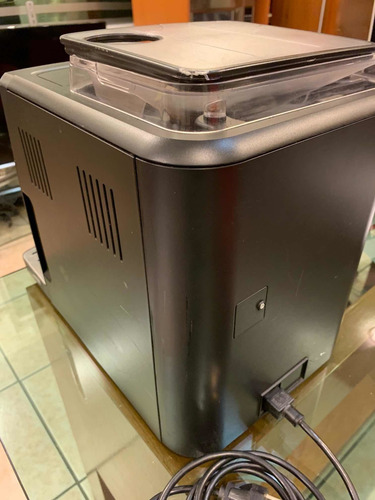 Cafetera Saeco Intuita Súper Automática (Usado)