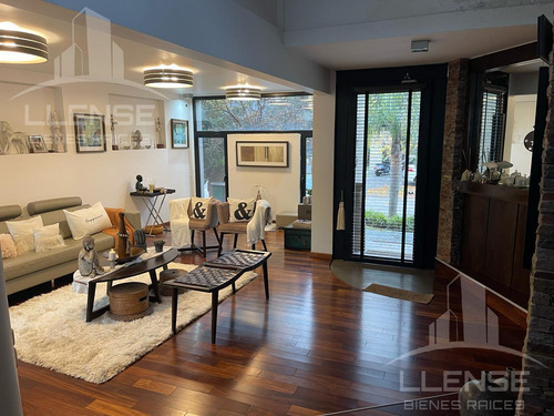 Casa 7 Ambientes En Venta Barrio Privado Barrancas De Guido- Quilmes