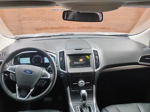 Ford Edge 2.0 Titanium