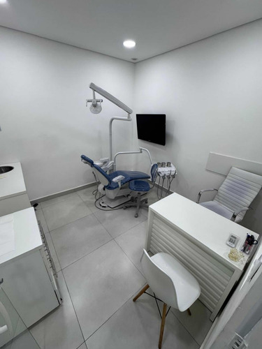 Clínica Odontológica Com Duas Salas Completas Em Osasco