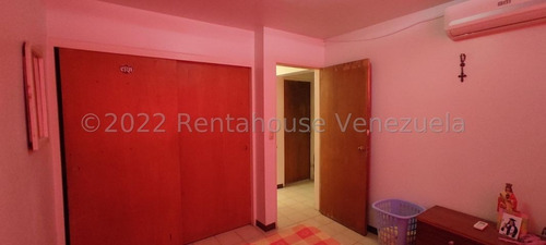 Imagen 14 de 30 de * Apartamentos En Venta * Zona Este Barquisimeto Lara Codigo # 23-16461 Mas Informacion :: 412 - 1498654 , Katty Vasquez Rentahouse Co.