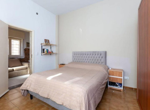 Venta Casa 2 Dormitorios El Palomar Con Cochera