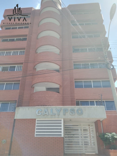 Apartamento Para Alquiler En Casco Central Lechería