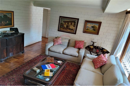 Imagen 6 de 18 de Se Vende Casa En Las Condes 3d + 3b + 4 Est.