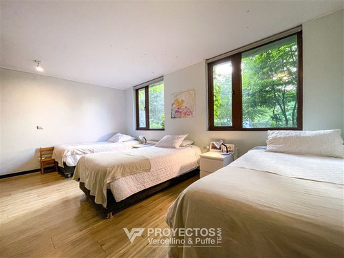 Departamento En Venta De 4 Dorm. En Lo Barnechea