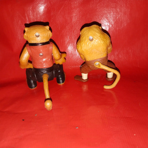 2 Figuras De Kung Fu Panda El Guerrero Dragon De Uso (Usado)
