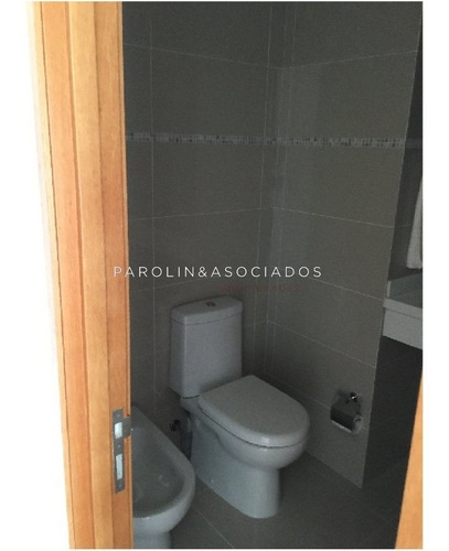 Apartamento A La Venta En Punta Del Este Edificio Sunrise- Ref: 1059