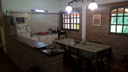 Imagen 7 de 13 de Casa Quinta En Glew, Amplio Parque