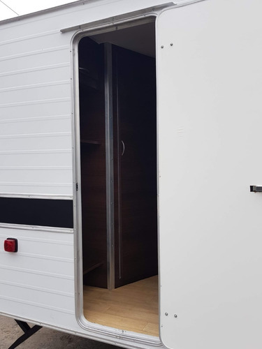 Imagen 5 de 24 de Casa Rodante 4 Metros. Dako Trabajos A Pedido
