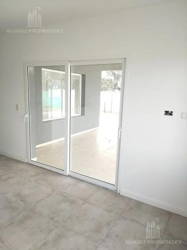 Imagen 6 de 13 de Casa 5 Ambientes Venta El Nacional General Rodríguez Oportunidad