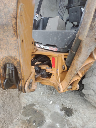 Case 580n 4x2 Ano 2015 Único Dono Com Menos De 3.500 Horas