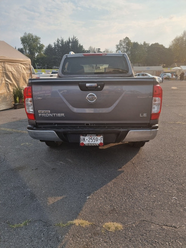 Imagen 7 de 15 de Nissan Np300 Frontier 2019 2.5 Le Aa Mt
