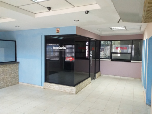 Imagen 5 de 14 de Exclusivo Local Con Galpón En Alquiler. 0414-5725250 Cod 22-22004