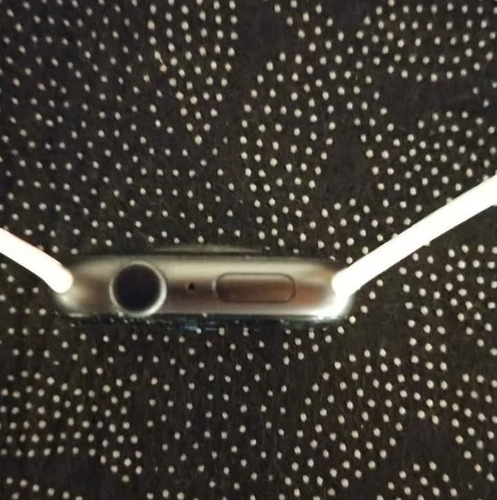 Apple Watch Serie 6 Aluminio 44mm Nike Version Plateado Milanese Blanco Plateado (Usado)