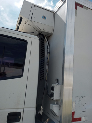 Imagem 7 de 8 de Iveco 230e24 2011/12 Bau Frigorifico -10g