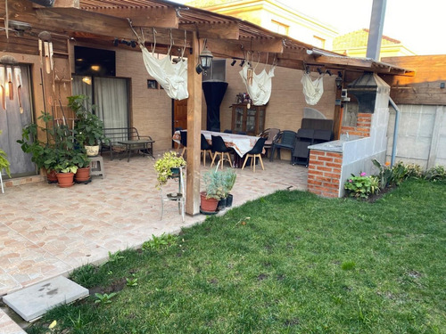 Linda Casa Familiar En El Corazón De Parque Brisas Norte