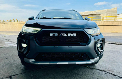 RAM 700 1.0T Laramie Cvt Turbo Fwd