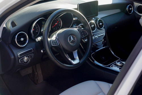 Mercedes-benz C 180 1.6 Cgi Avantgarde 16v Turbo Gasolina