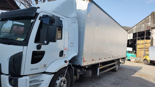 Imagem 2 de 7 de Ford Cargo 1519 2013 Baú Financio Seu 1º Caminhão C/entrada