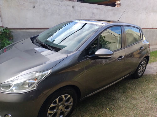 Peugeot 208 1.6 Allure Touchscreen