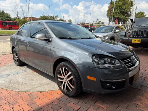 Volkswagen Bora 2.5 Prestige