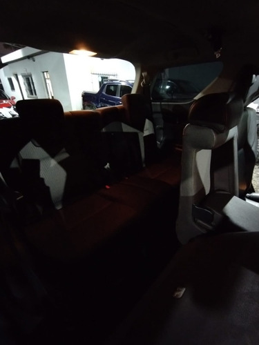 Imagen 16 de 20 de Toyota Sw4 4x4 Srx 2.8 Tdi 6 M/t 7 A