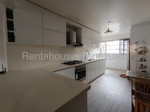 Amplio Apartamento En Venta Urb San Isidro, Maracay 25-13106 Hc