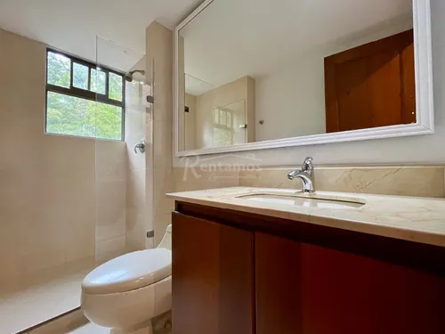 Apartamento En Arriendo En San Lucas. Cod A776102