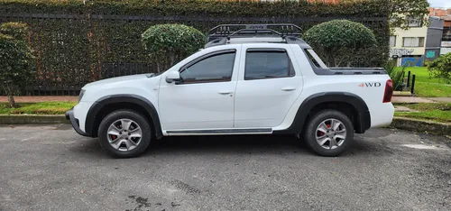 Renault Duster Oroch 2.0 Intens 4X4