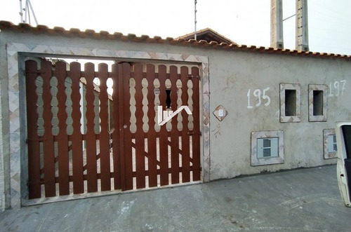 Imagem 1 de 14 de Casa Com Piscina No Lado Serra Passando Financiamento