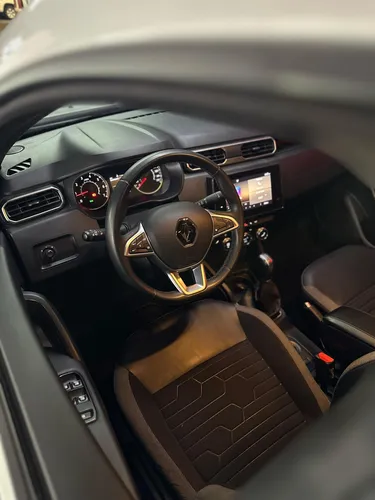 Renault Duster 1.3 Intense Cvt