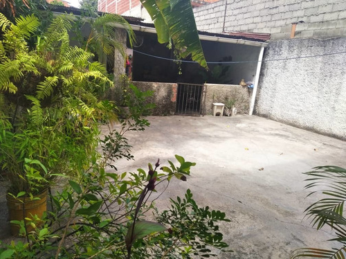Imagen 13 de 14 de Venta De Casa En La Calle Bolívar Guatire