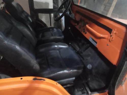 Imagen 5 de 15 de Jeep Jeep 4x4 4 Cilindros 4x4 Jaula Antivuelco