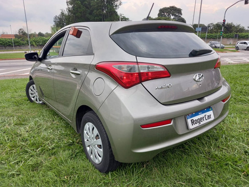 Imagem 6 de 13 de Hyundai Hb20 1.0 Comfort 12v Flex 4p Manual